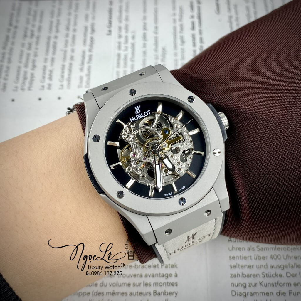 Đồng Hồ Nam Hublot Skeleton Automatic Dây Da Silicon Màu Xám Lộ Máy Size 42mm