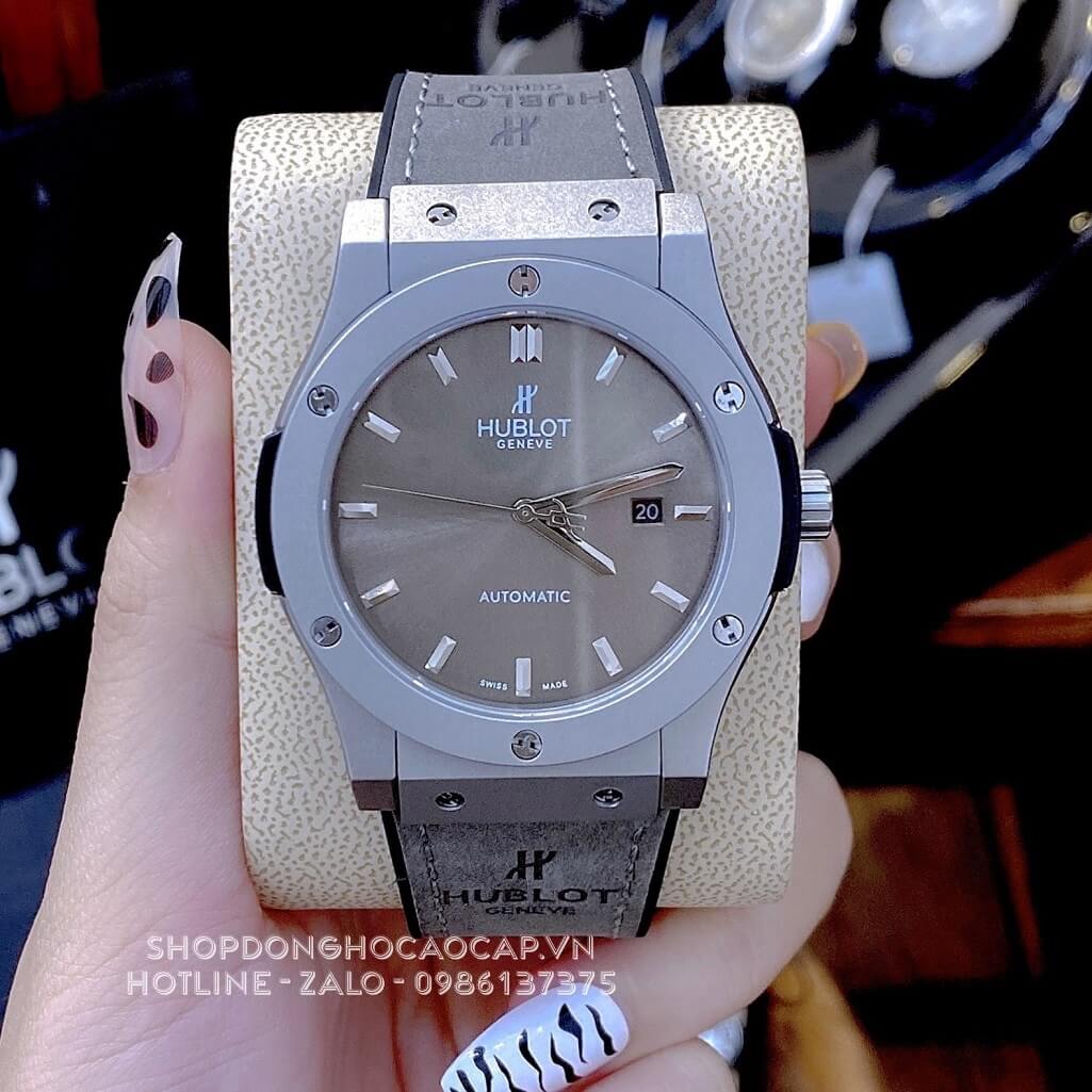 Đồng Hồ Hublot Classic Fusion Automatic Nam Da Silicon Màu Xám 42mm