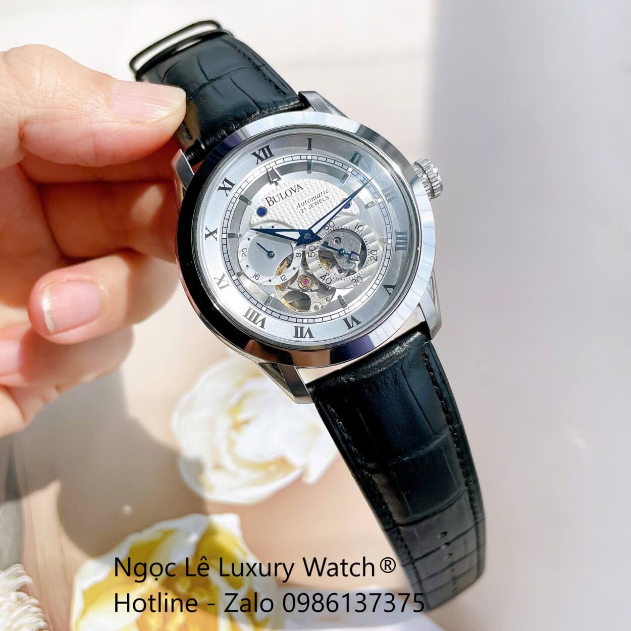 Đồng Hồ Nam Bulova 96A118 Tự Động Dây Da Đen Mặt Trắng Vỏ Silver Size 42mm