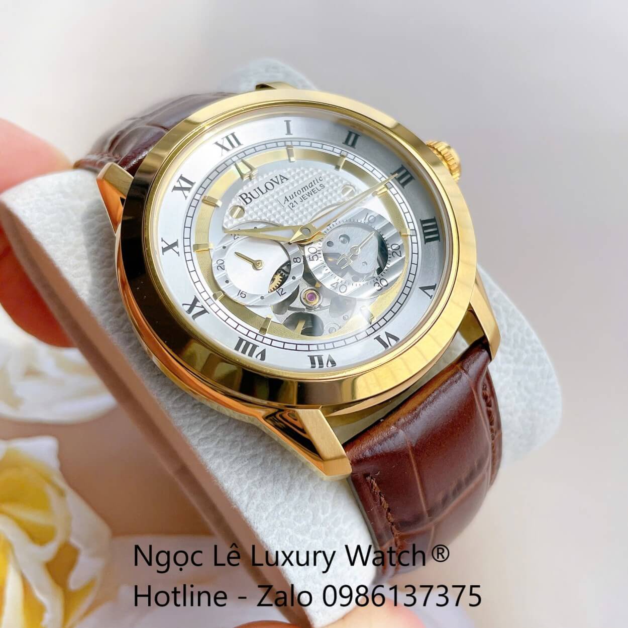 Đồng Hồ Nam Bulova 96A118 Tự Động Dây Da Nâu Mặt Trắng Vỏ Vàng Gold Size 42mm