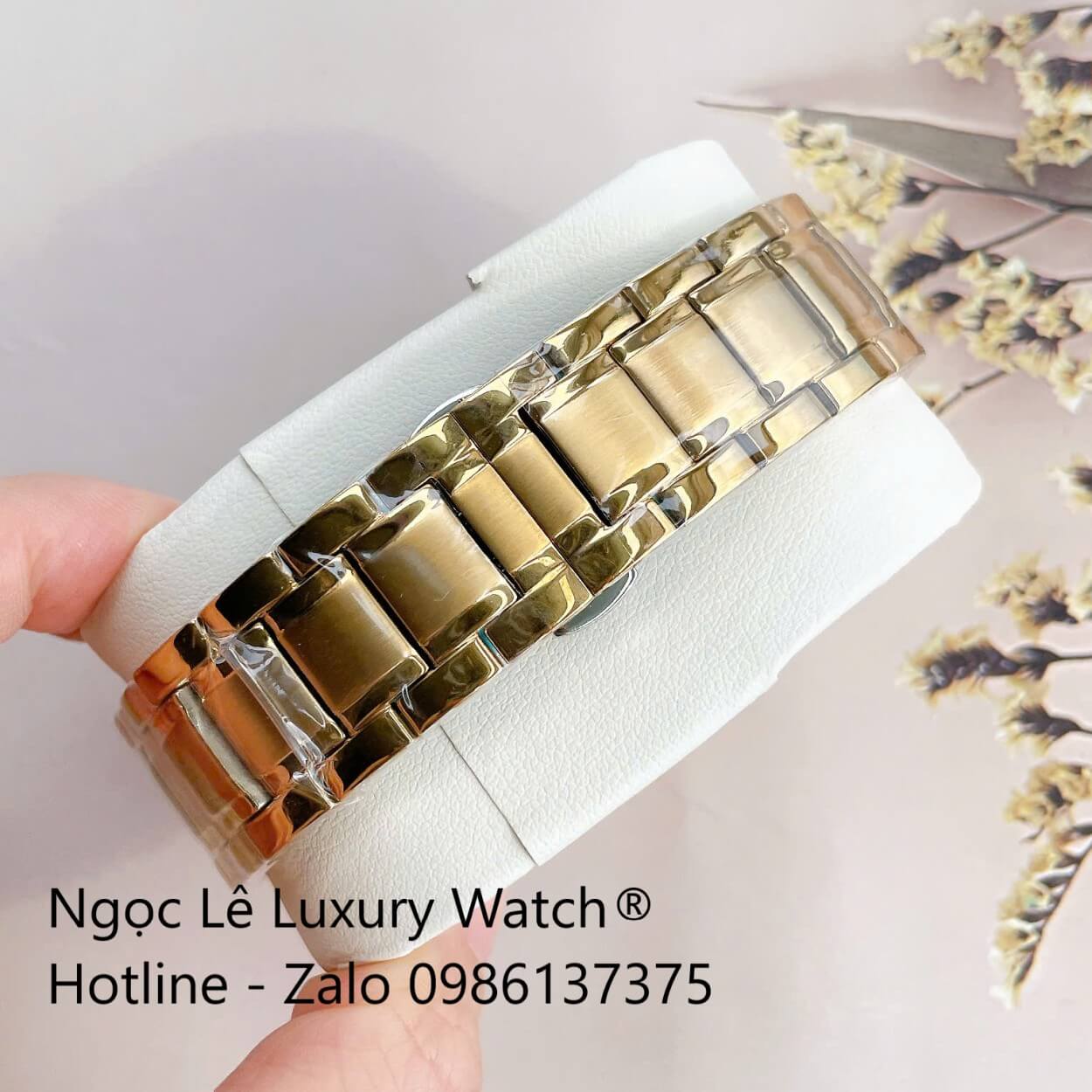 Đồng Hồ Nam Bulova 96A118 Tự Động Dây Kim Loại Vàng Mặt Trắng Size 42mm (Gold)