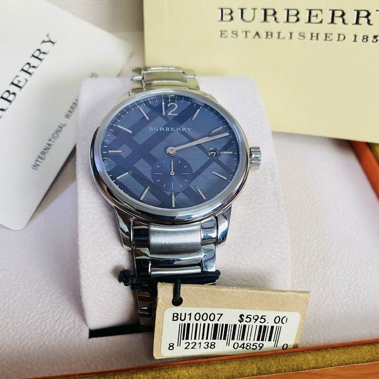 Đồng Hồ Nam Burberry BU10007 Máy Thụy Sĩ Quartz Size 40mm Dây Thép Silver Mặt Xanh Navy