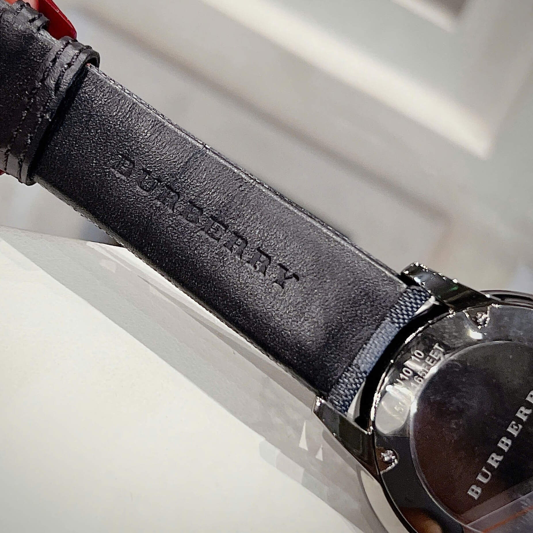 Đồng Hồ Nam Burberry BU10010 Máy Thụy Sĩ Quartz Size 40mm Dây Da Caro Đen Kim Rốn
