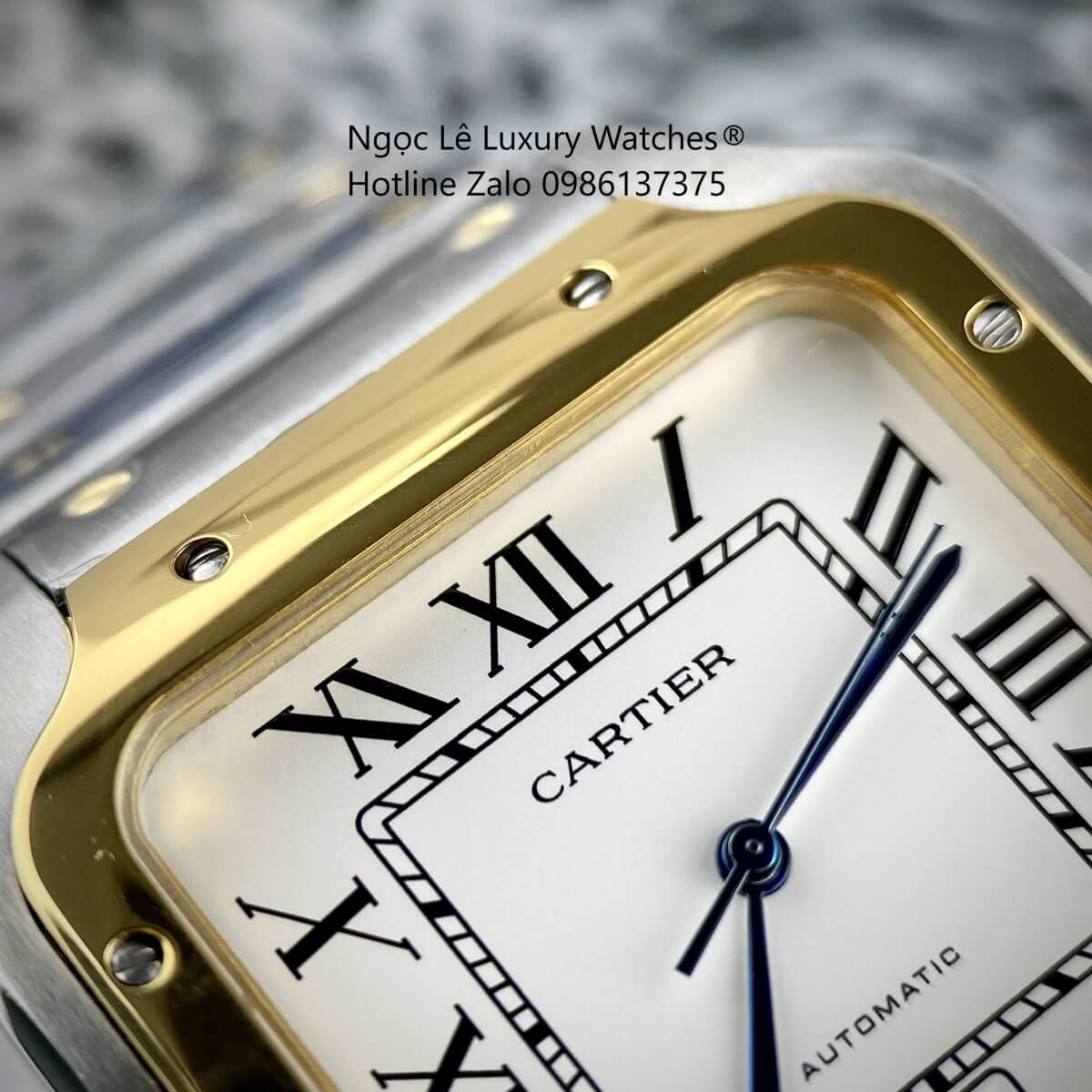 Đồng Hồ Nam Cartier Santos Automatic Dây Kim Loại Demi Vàng Mặt Trắng Size 38x38mm