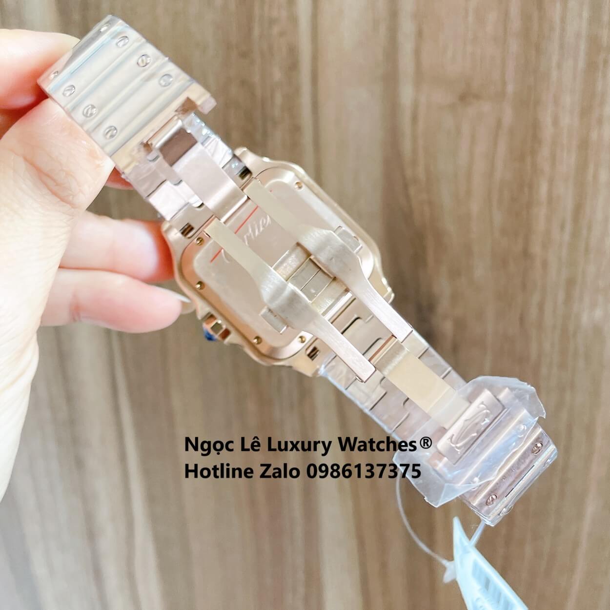 Đồng Hồ Nam Cartier Santos Automatic Dây Kim Loại Vàng Hồng Mặt Trắng Size 38x38mm