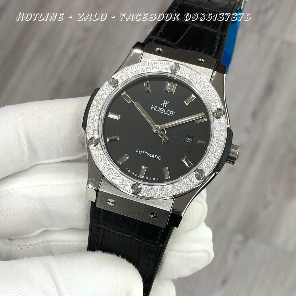 Đồng Hồ Hublot Automatic Da Silicon Đen Đính Đá Silver 42m