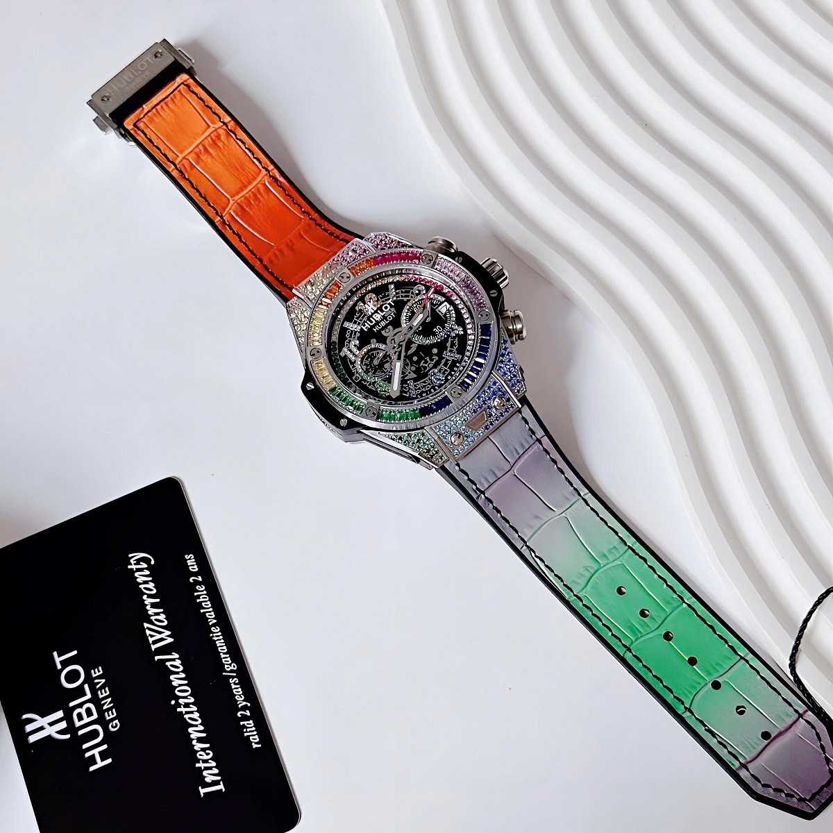 Đồng Hồ Nam Hublot Big Bang Đính Đá Dây Cao Su Bọc Da Vỏ Silver 45mm