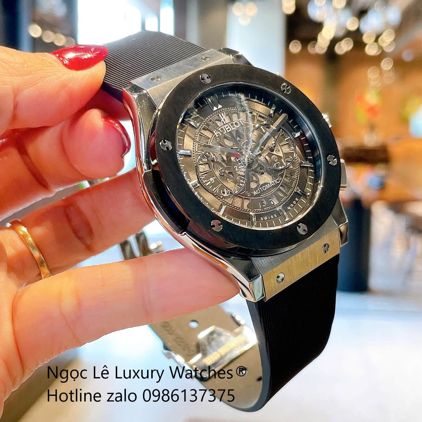 Đồng Hồ Nam Hublot Classic Fusion Automatic Dây Cao Su Đen Viền Thép Đen Size 42mm