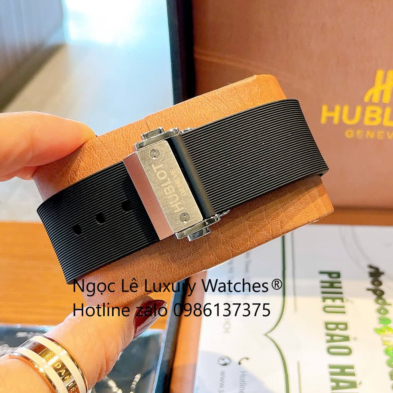 Đồng Hồ Nam Hublot Classic Fusion Automatic Dây Cao Su Đen 5 Kim Vỏ Silver Size 42mm