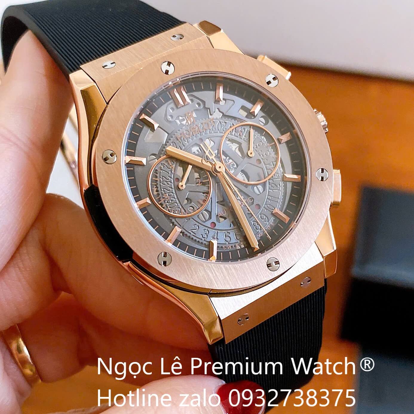 Đồng Hồ Nam Hublot Classic Fusion Automatic Dây Cao Su Đen Vỏ Rose Gold Size 42mm