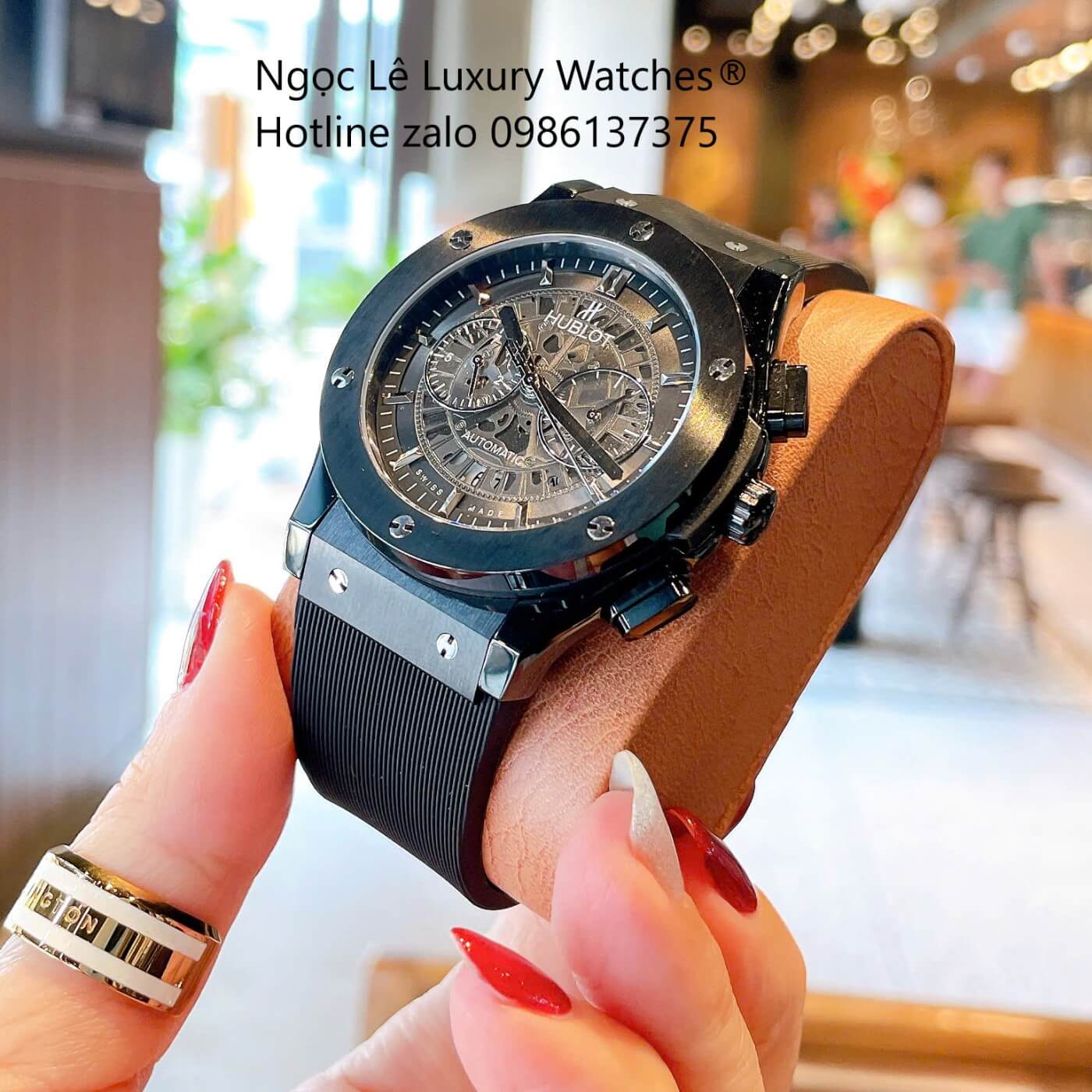 Đồng Hồ Nam Hublot Classic Fusion Automatic Dây Cao Su Đen Vỏ Thép Đen Size 42mm