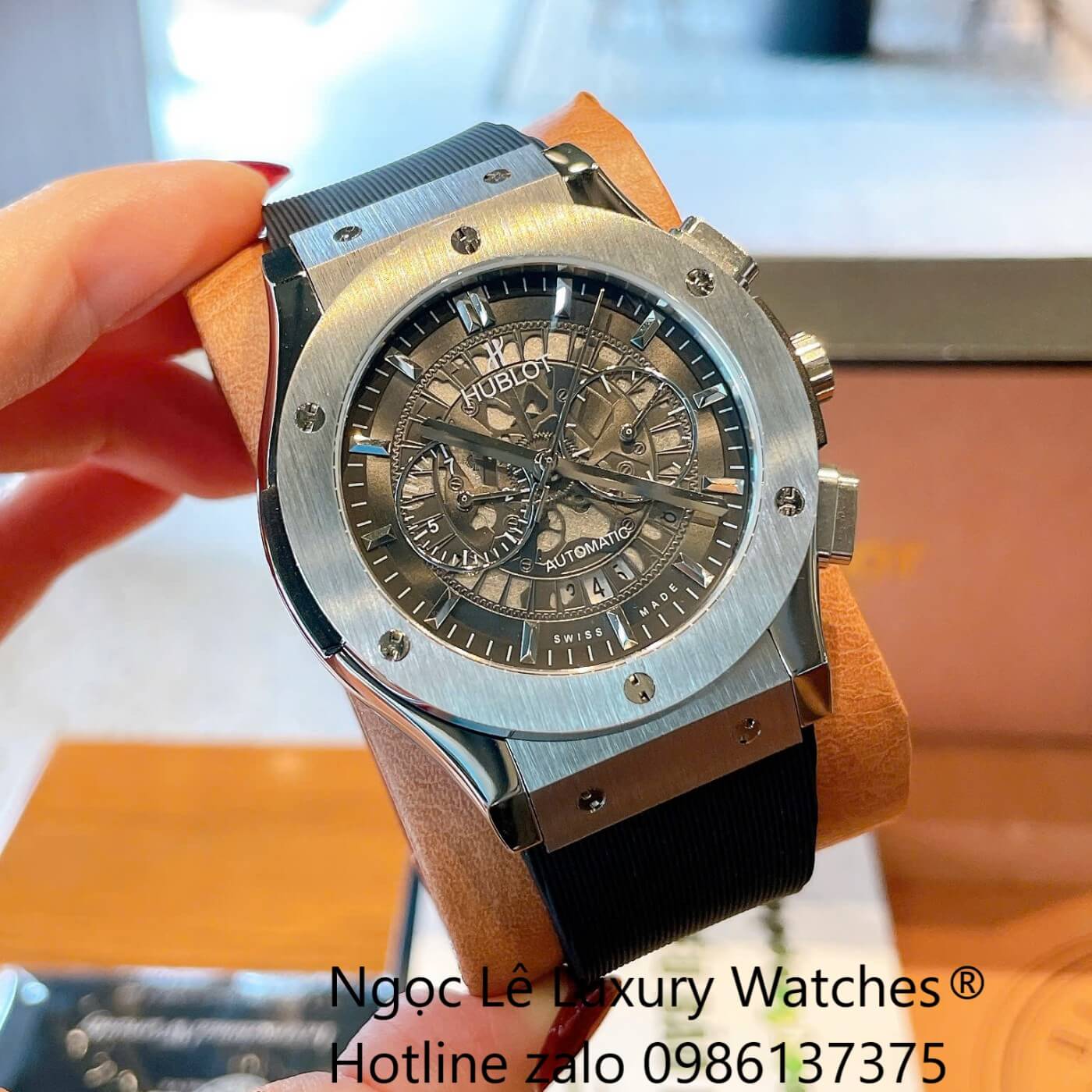 Đồng Hồ Nam Hublot Classic Fusion Automatic Dây Cao Su Đen Vỏ Thép Silver Size 42mm