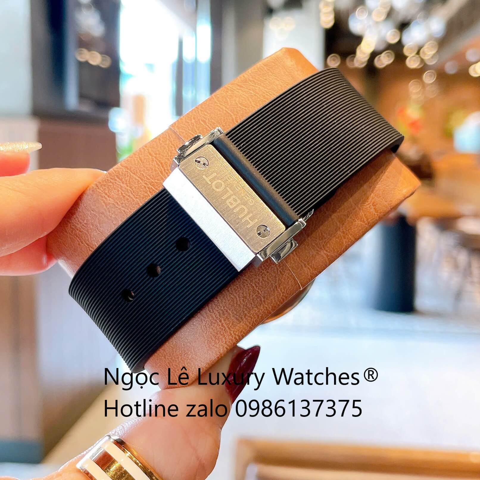 Đồng Hồ Nam Hublot Classic Fusion Automatic Dây Cao Su Đen Vỏ Thép Silver Size 42mm