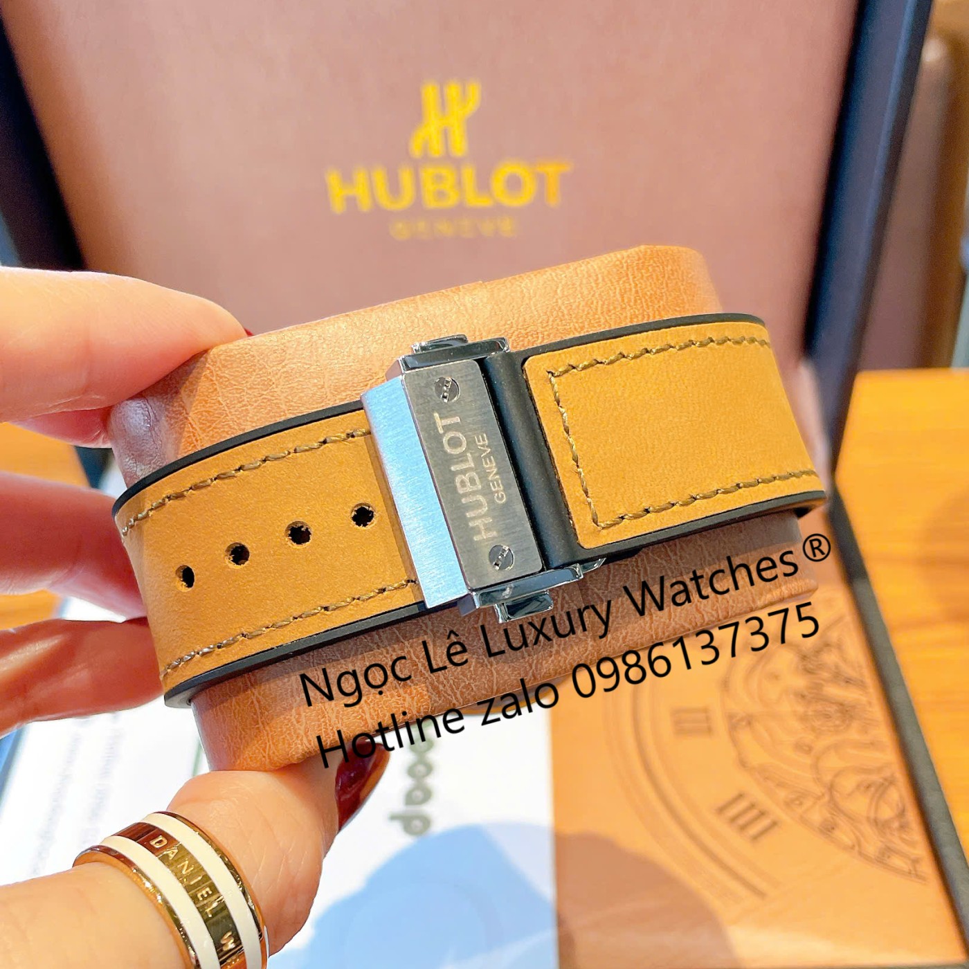 Đồng Hồ Nam Hublot Classic Fusion Automatic Dây Da Nâu Vỏ Thép Silver Size 42mm