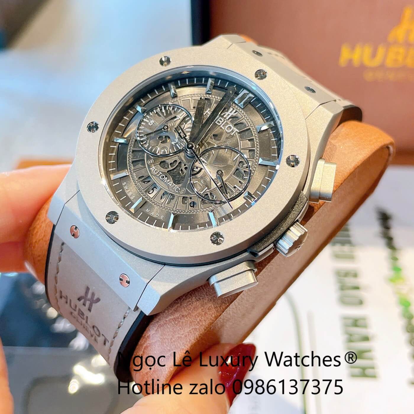 Đồng Hồ Nam Hublot Classic Fusion Automatic Dây Da Xám Vỏ Thép Mờ Silver Size 42mm