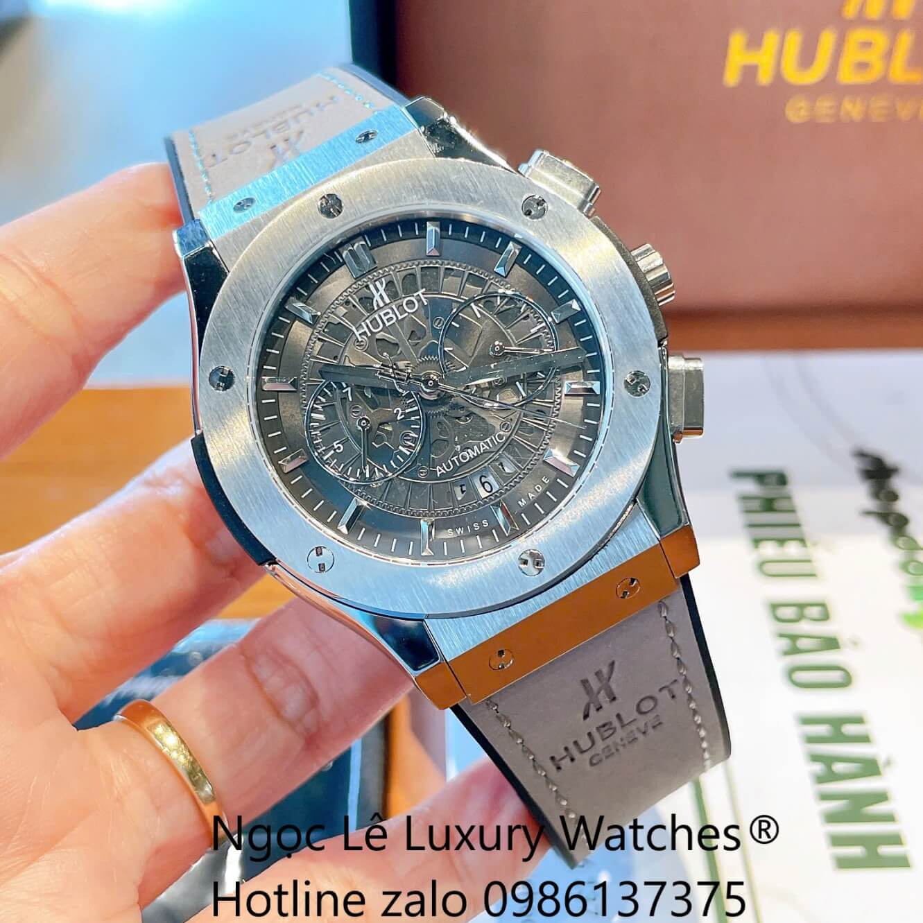 Đồng Hồ Nam Hublot Classic Fusion Automatic Dây Da Xám Vỏ Thép Silver Size 42mm