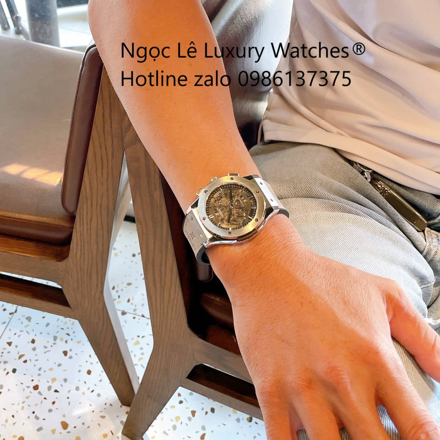 Đồng Hồ Nam Hublot Classic Fusion Automatic Dây Da Xám Vỏ Thép Silver Size 42mm