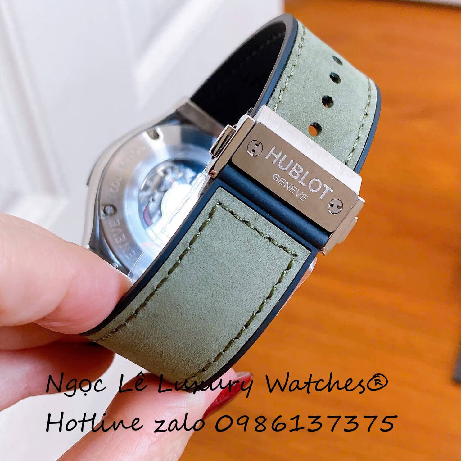 Đồng Hồ Nam Hublot Classic Fusion Automatic Dây Da Xanh Rêu Vỏ Thép Silver Size 42mm