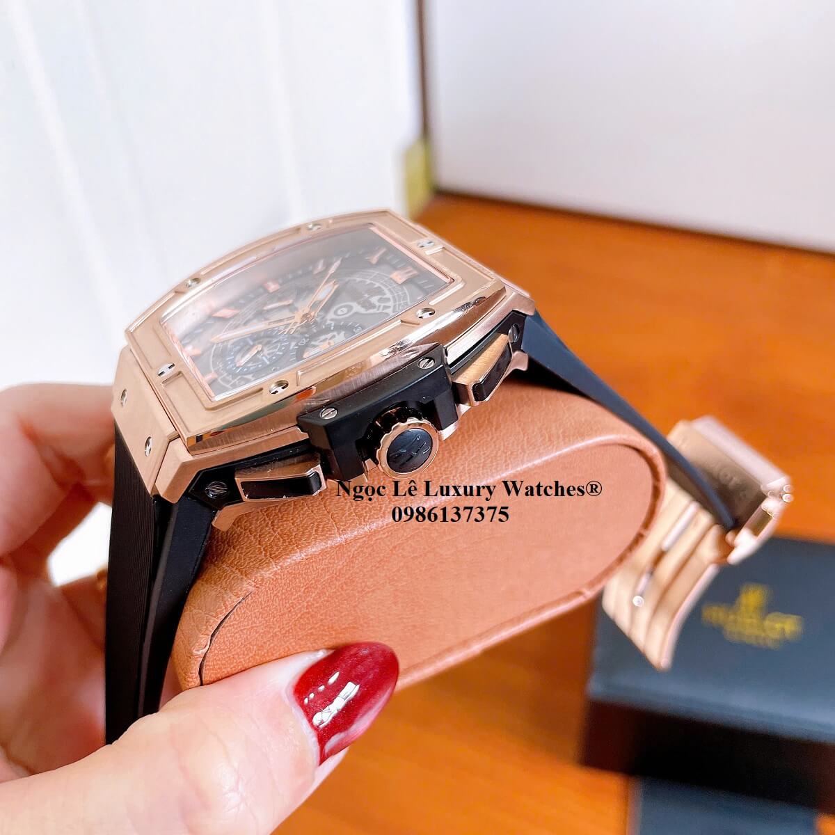 Đồng hồ nam Hublot Spirit Of Big Bang máy tự động dây cao su đen vỏ vàng hồng size 42mm