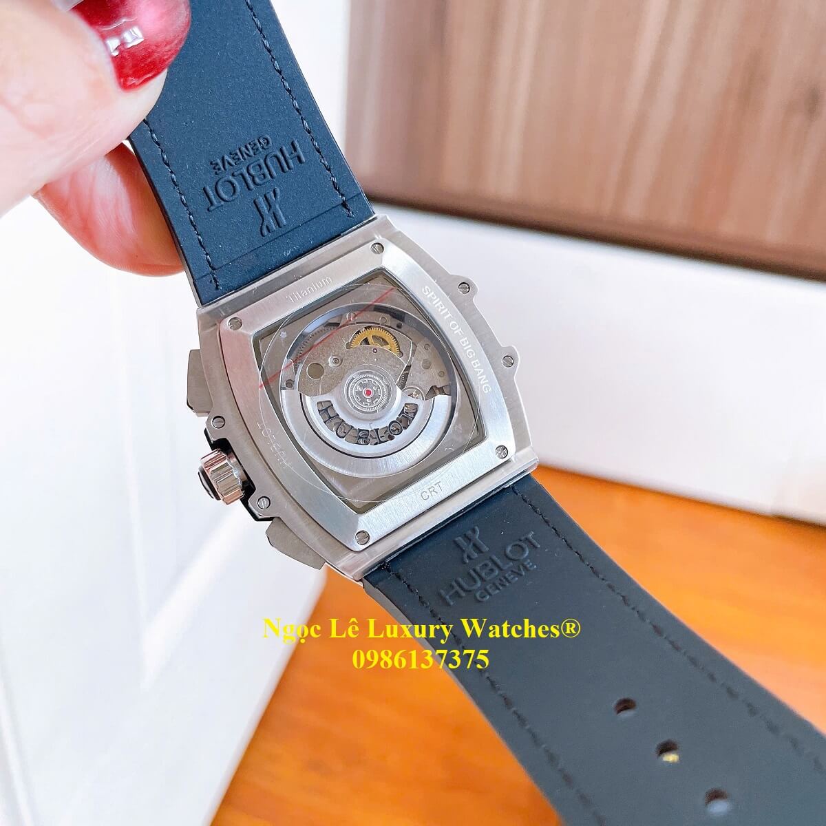 Đồng hồ nam Hublot Spirit Of Big Bang máy tự động dây cao su đen vỏ silver size 42mm