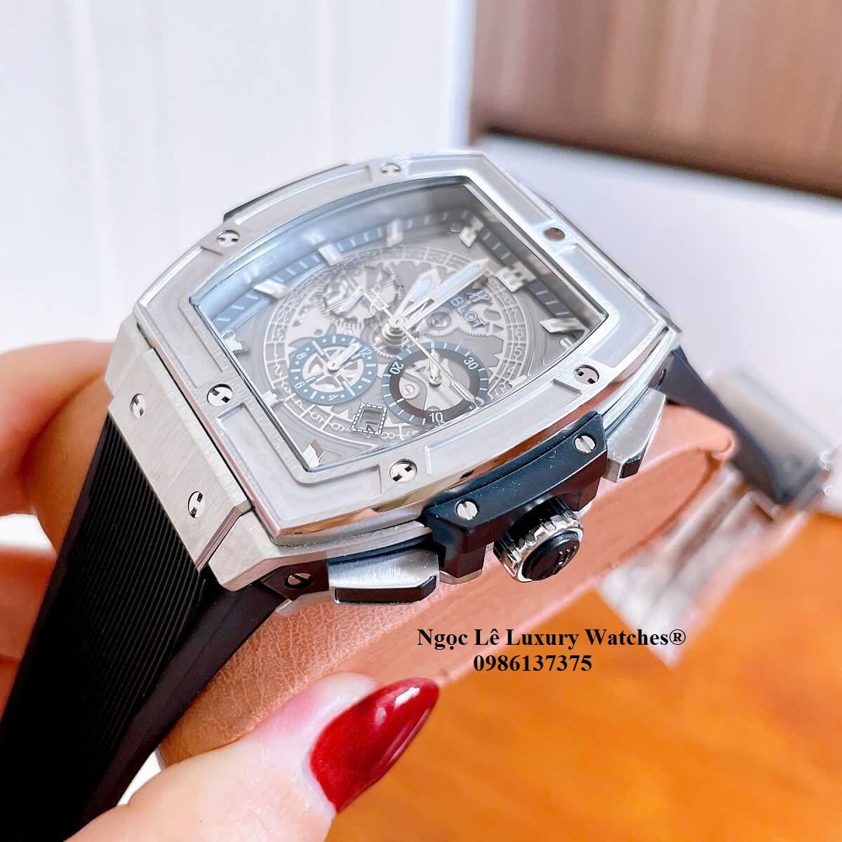 Đồng hồ nam Hublot Spirit Of Big Bang máy tự động dây cao su đen vỏ silver size 42mm