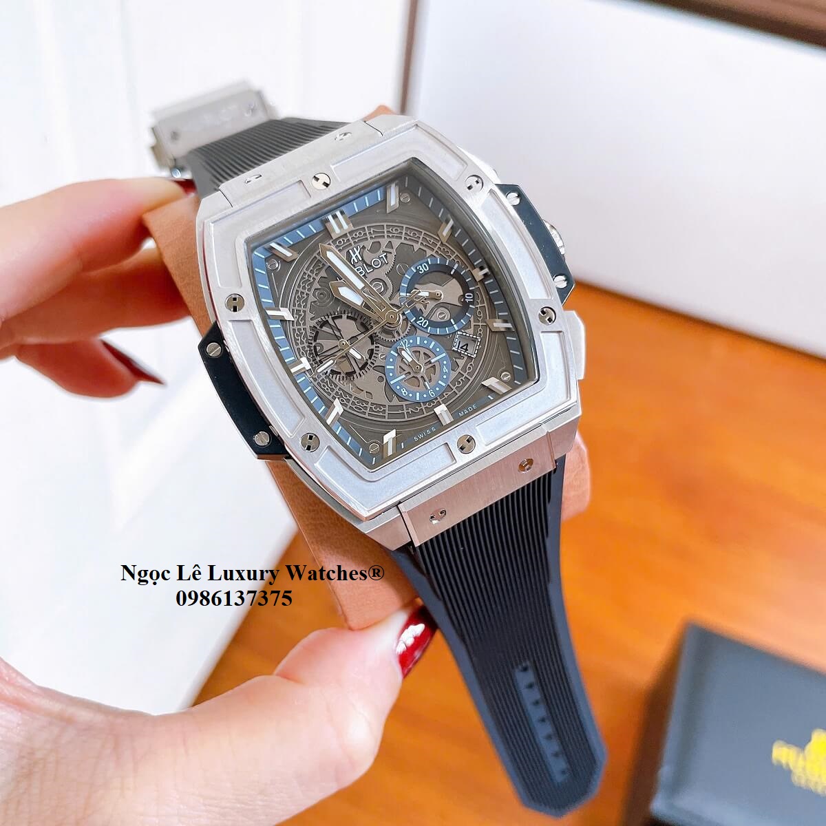 Đồng hồ nam Hublot Spirit Of Big Bang máy tự động dây cao su đen vỏ silver size 42mm
