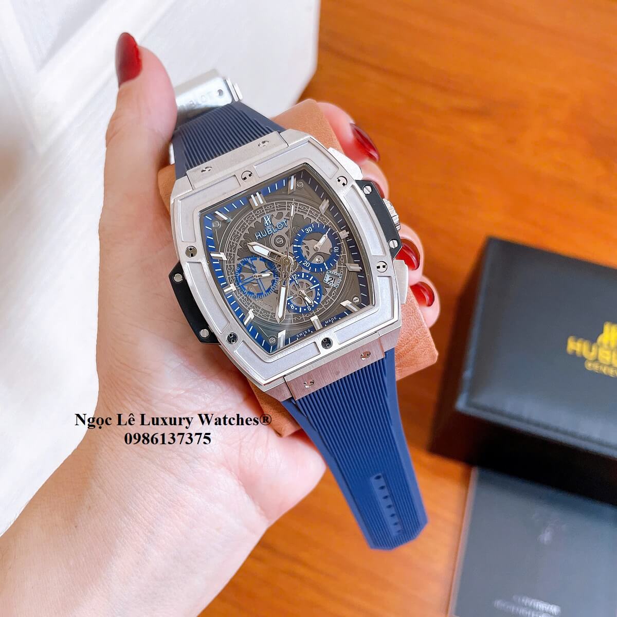 Đồng hồ nam Hublot Spirit Of Big Bang máy tự động dây cao su xanh dương vỏ silver size 42mm
