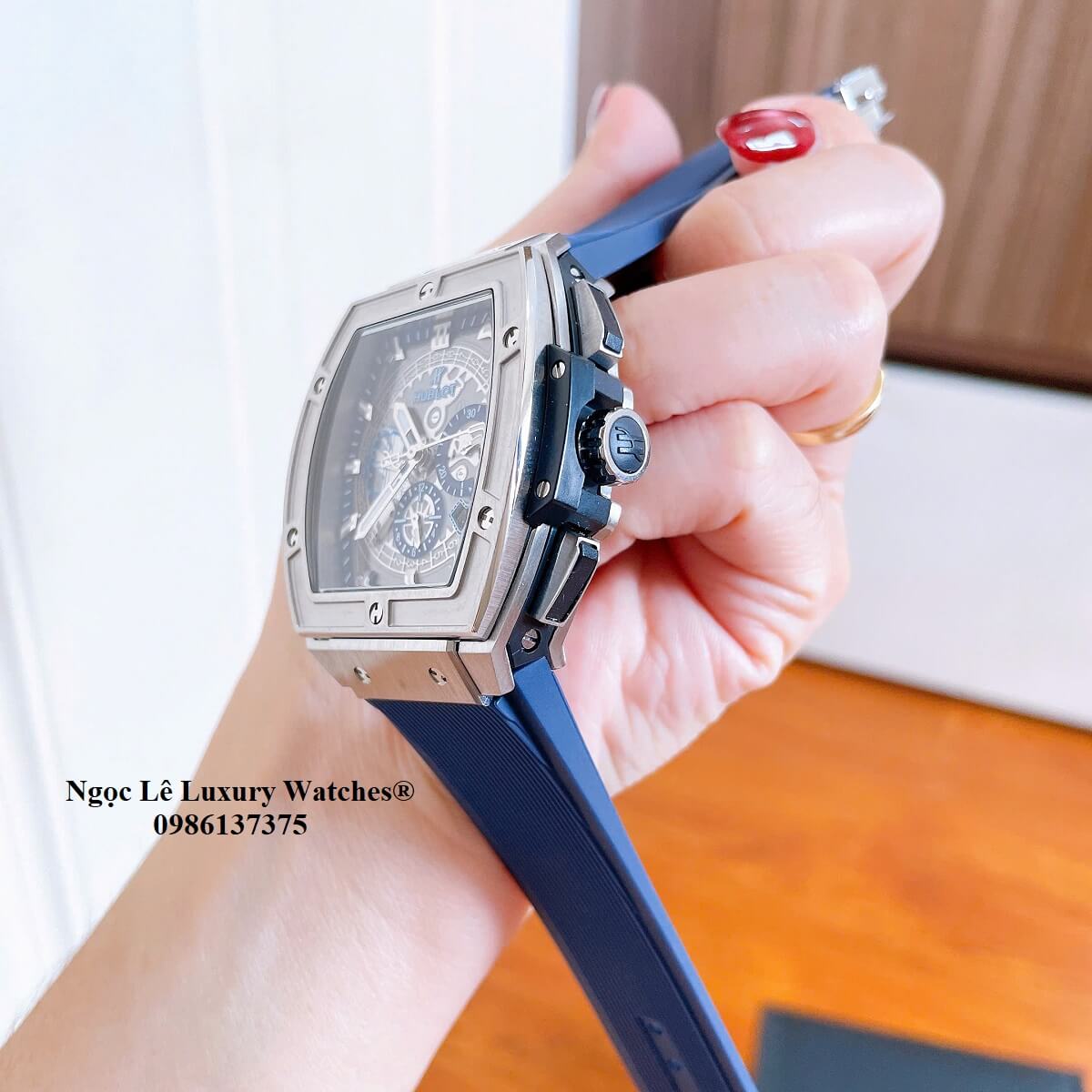 Đồng hồ nam Hublot Spirit Of Big Bang máy tự động dây cao su xanh dương vỏ silver size 42mm