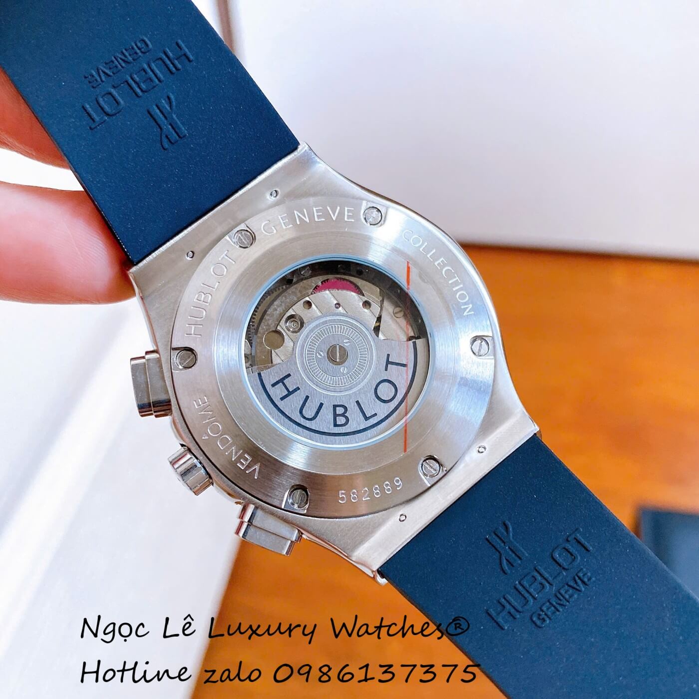 Đồng Hồ Nam Hublot Classic Fusion Automatic Dây Cao Su Đen Mặt Trắng Vỏ Silver Size 42mm