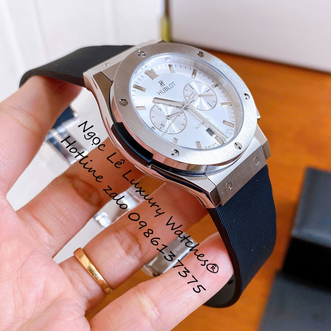 Đồng Hồ Nam Hublot Classic Fusion Automatic Dây Cao Su Đen Mặt Trắng Vỏ Silver Size 42mm