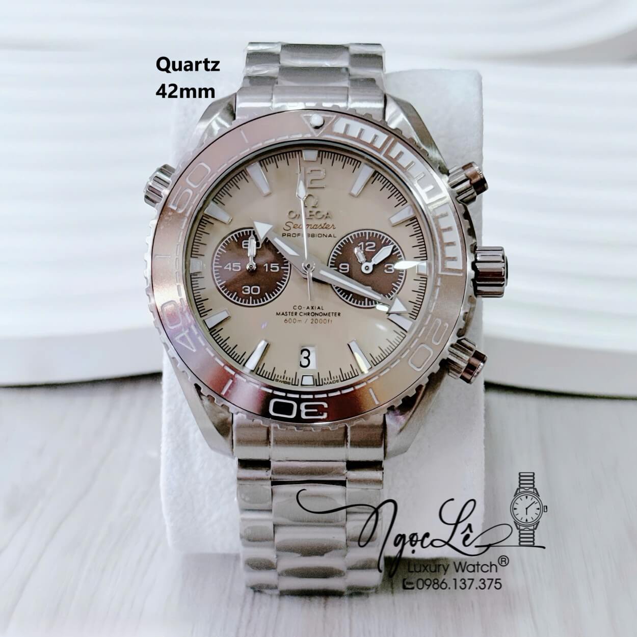 Đồng Hồ Nam Omega Quartz Dây Kim Loại 5 Kim - Màu Bạc Mặt Xám Nâu Viền Nâu Size 42mm
