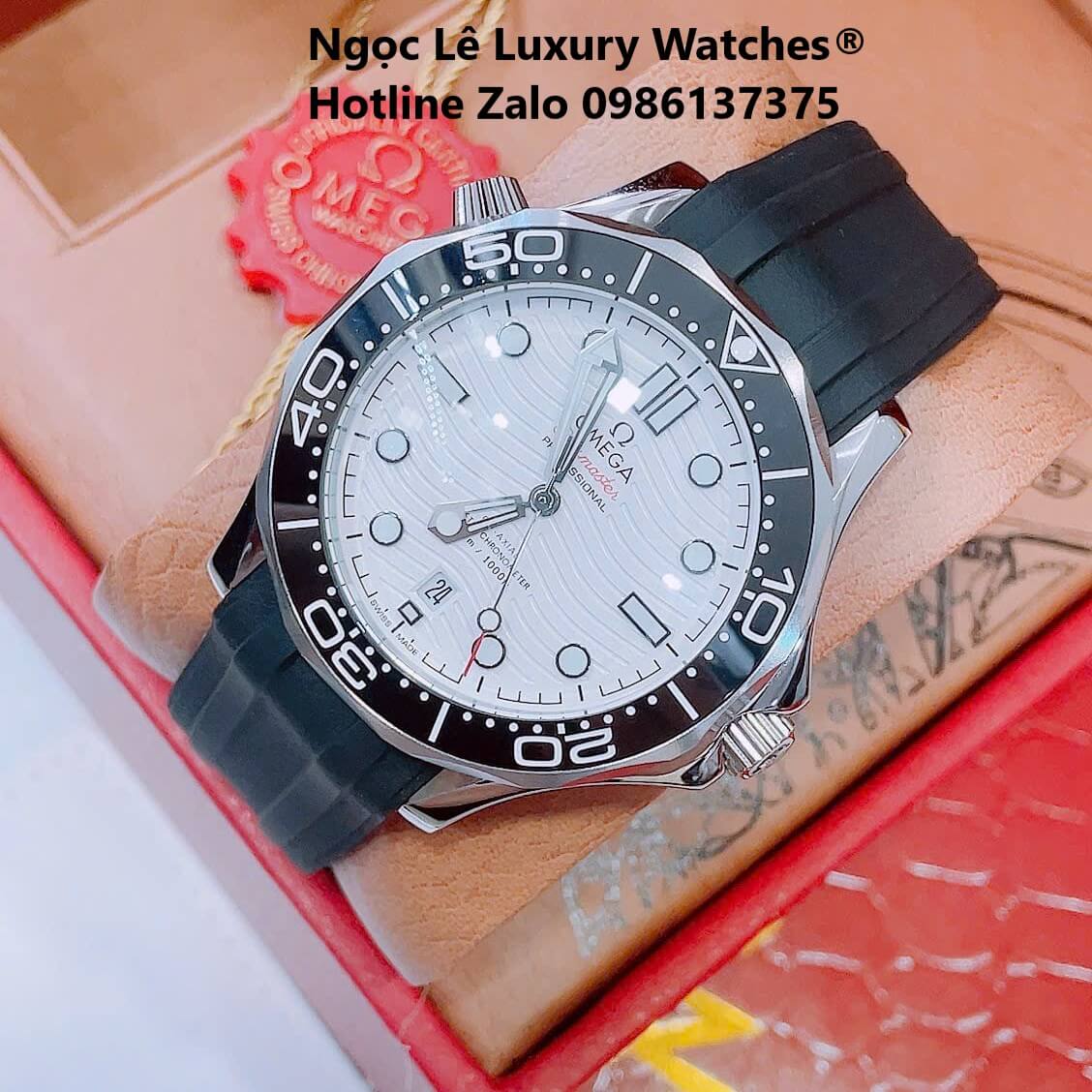 Đồng Hồ Nam Omega Seamaster Diver Automatic Dây Cao Su Đen Size 41mm - Vỏ Bạc Mặt Trắng Viền Đen