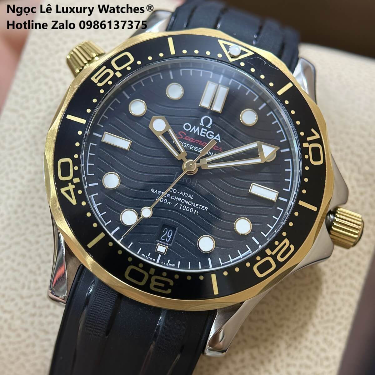 Đồng Hồ Nam Omega Seamaster Diver Automatic Dây Cao Su Đen Size 41mm - Vỏ Demi Vàng Mặt Đen