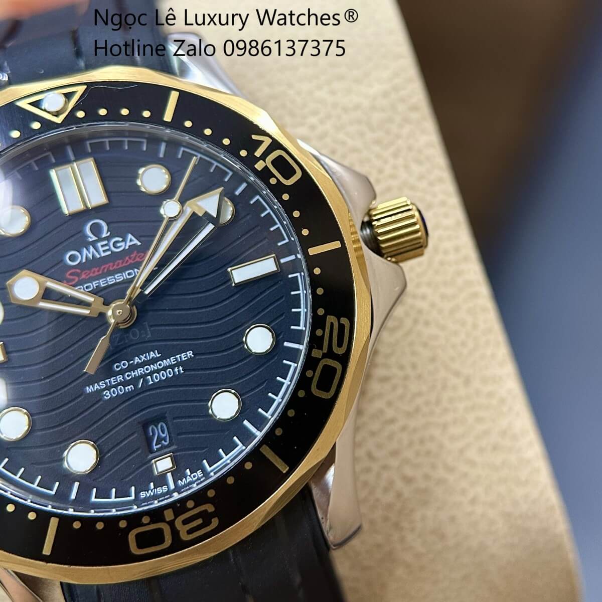 Đồng Hồ Nam Omega Seamaster Diver Automatic Dây Cao Su Đen Size 41mm - Vỏ Demi Vàng Mặt Đen