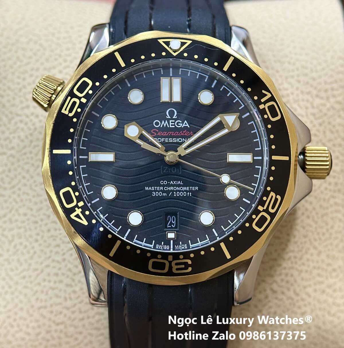 Đồng Hồ Nam Omega Seamaster Diver Automatic Dây Cao Su Đen Size 41mm - Vỏ Demi Vàng Mặt Đen