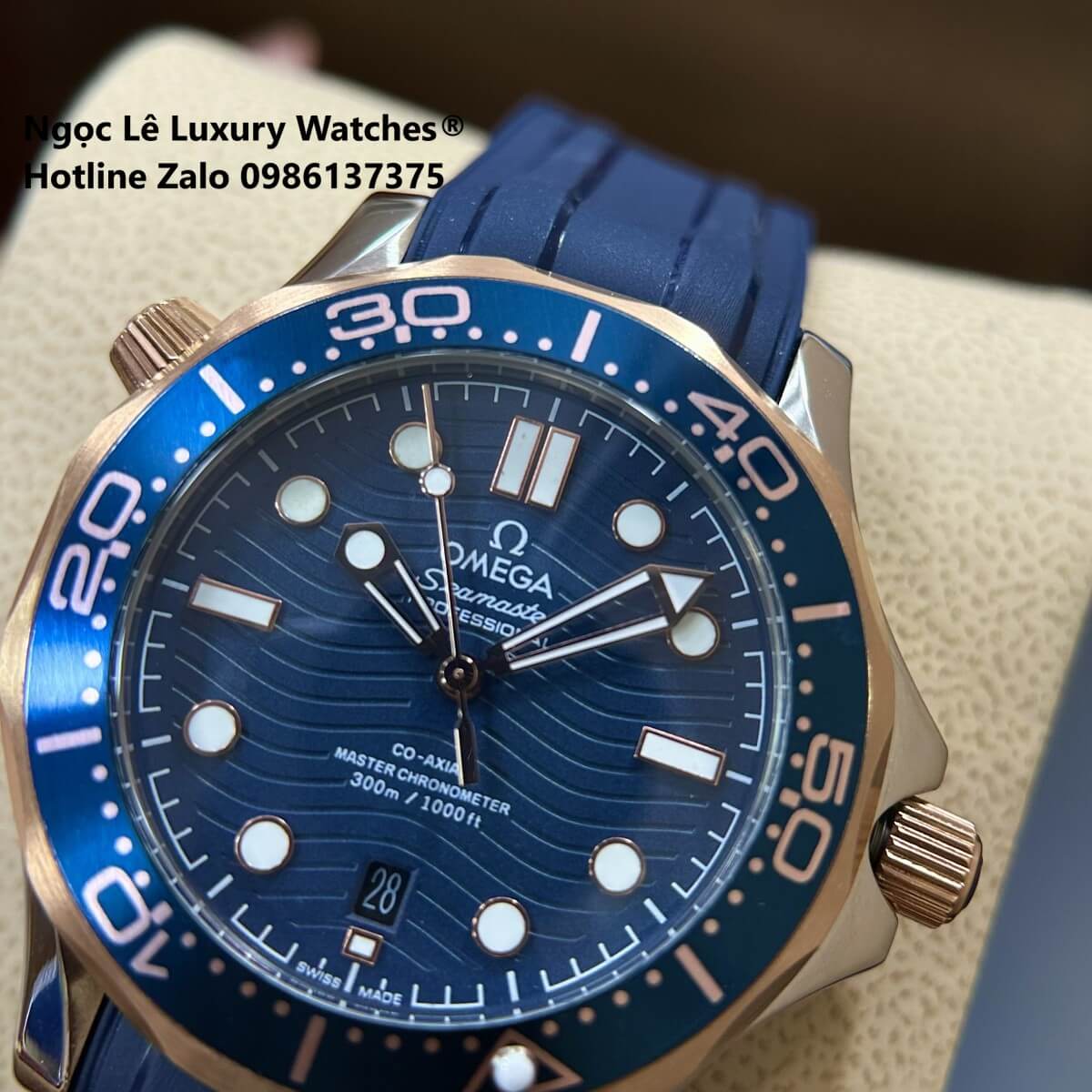 Đồng Hồ Nam Omega Seamaster Diver Automatic Dây Cao Su Xanh Size 41mm - Vỏ Demi Rose Mặt Xanh