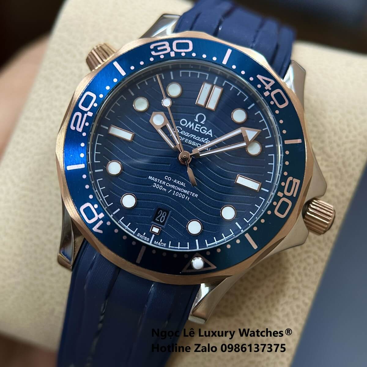 Đồng Hồ Nam Omega Seamaster Diver Automatic Dây Cao Su Xanh Size 41mm - Vỏ Demi Rose Mặt Xanh