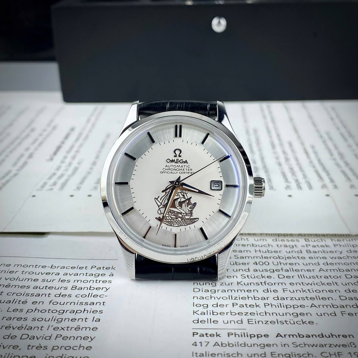 Đồng Hồ Nam Omega Thuyền Buồm Tự Động Dây Da Đen Vỏ Silver Size 40mm