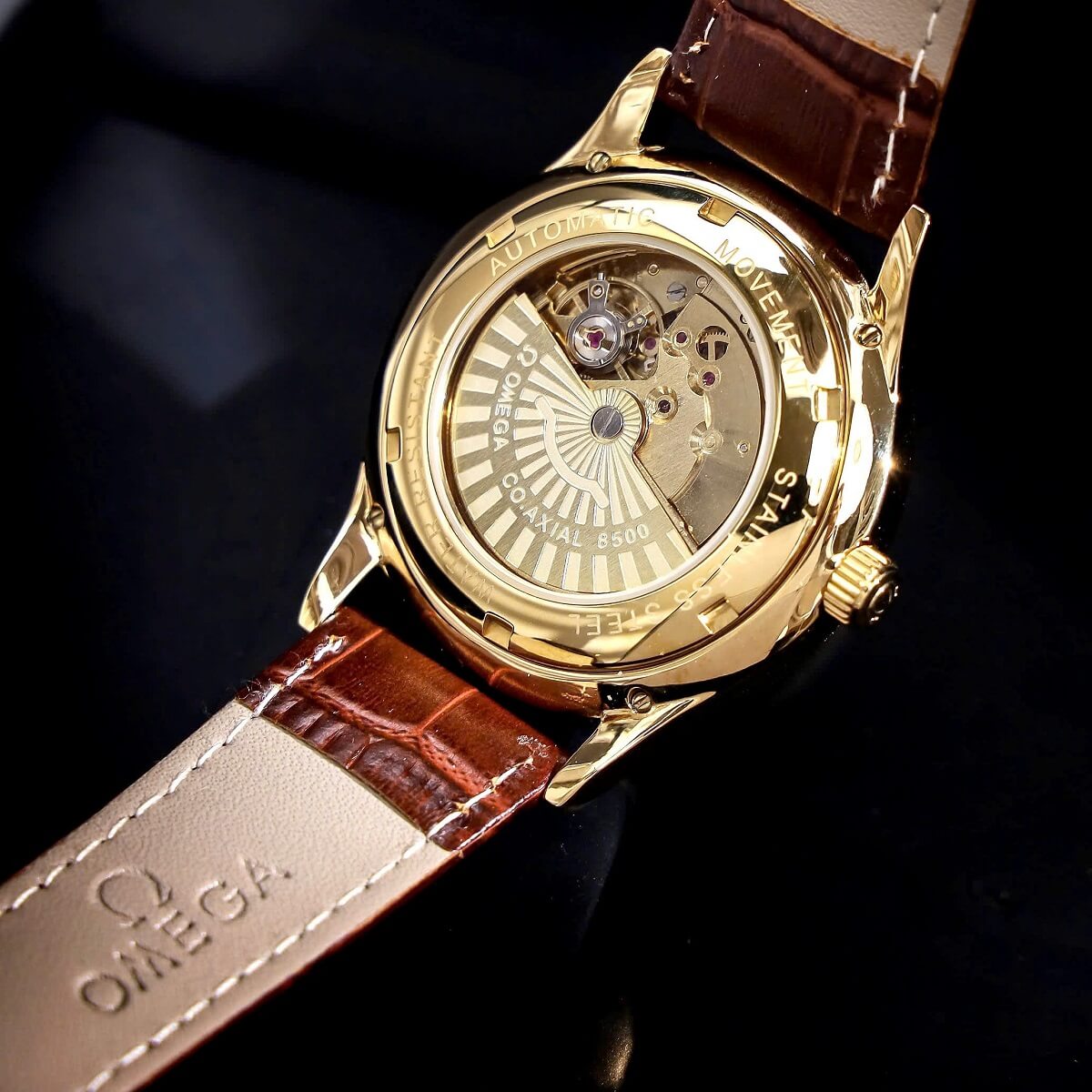 Đồng Hồ Nam Omega Thuyền Buồm Tự Động Dây Da Nâu Vỏ Gold Size 40mm
