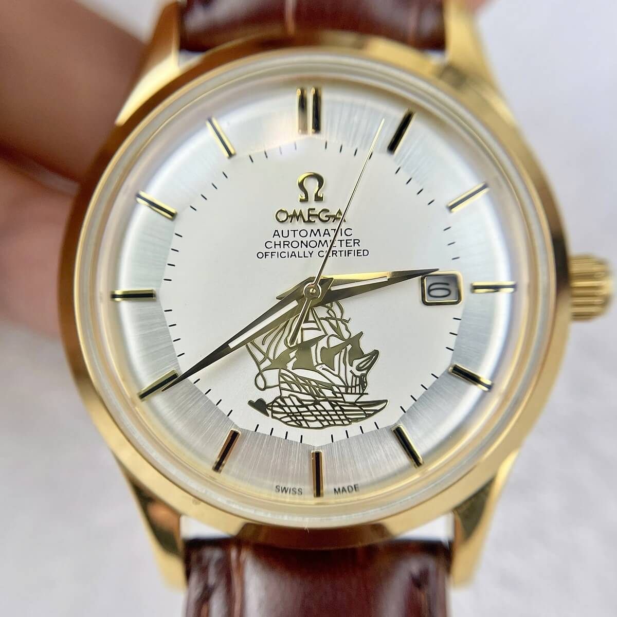 Đồng Hồ Nam Omega Thuyền Buồm Tự Động Dây Da Nâu Vỏ Gold White Size 40mm