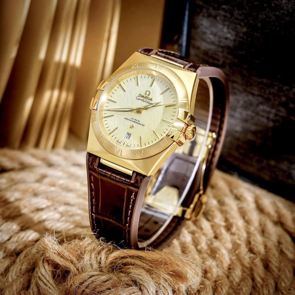Đồng Hồ Nam Omega ConstellationTự Động Dây Cao Su Bọc Da Nâu Vỏ Vàng Size 40mm