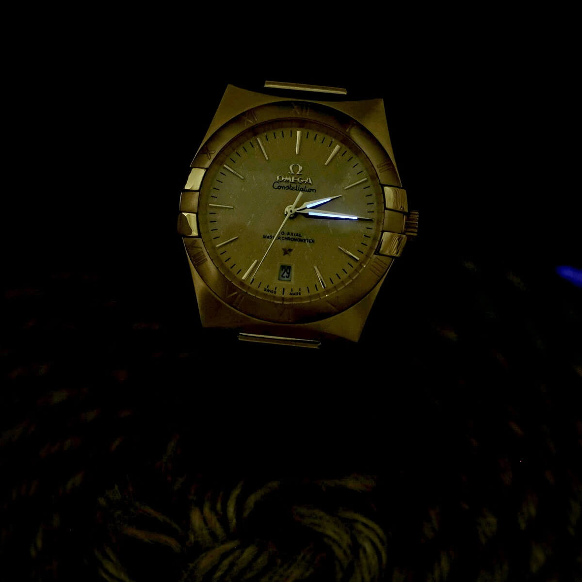 Đồng Hồ Nam Omega ConstellationTự Động Dây Cao Su Bọc Da Nâu Vỏ Vàng Size 40mm