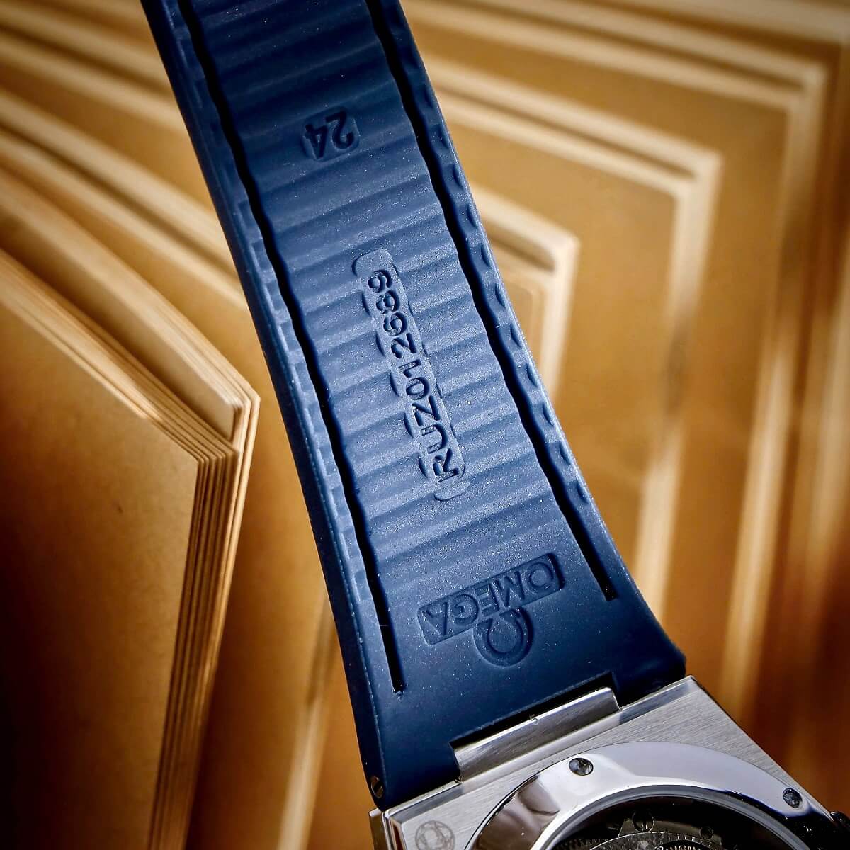 Đồng Hồ Nam Omega Constellation Tự Động Dây Cao Su Bọc Da Xanh Vỏ Silver Size 40mm