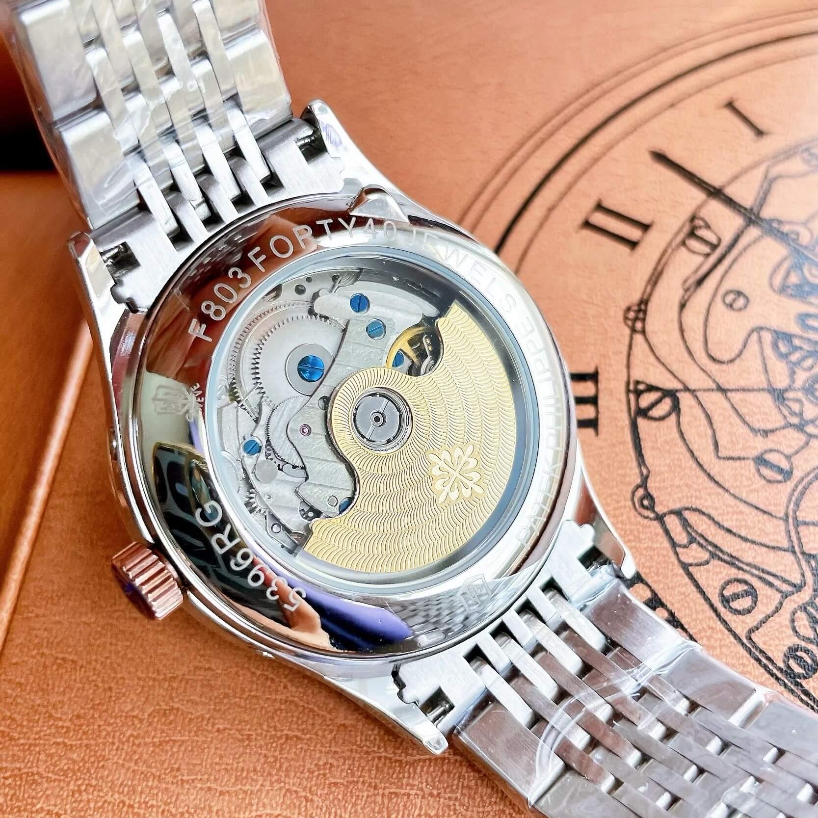 Đồng Hồ Nam Patek Philippe Complications Tự Động Dây Kim Loại Demi Vàng Hồng Mặt Đen Size 40mm