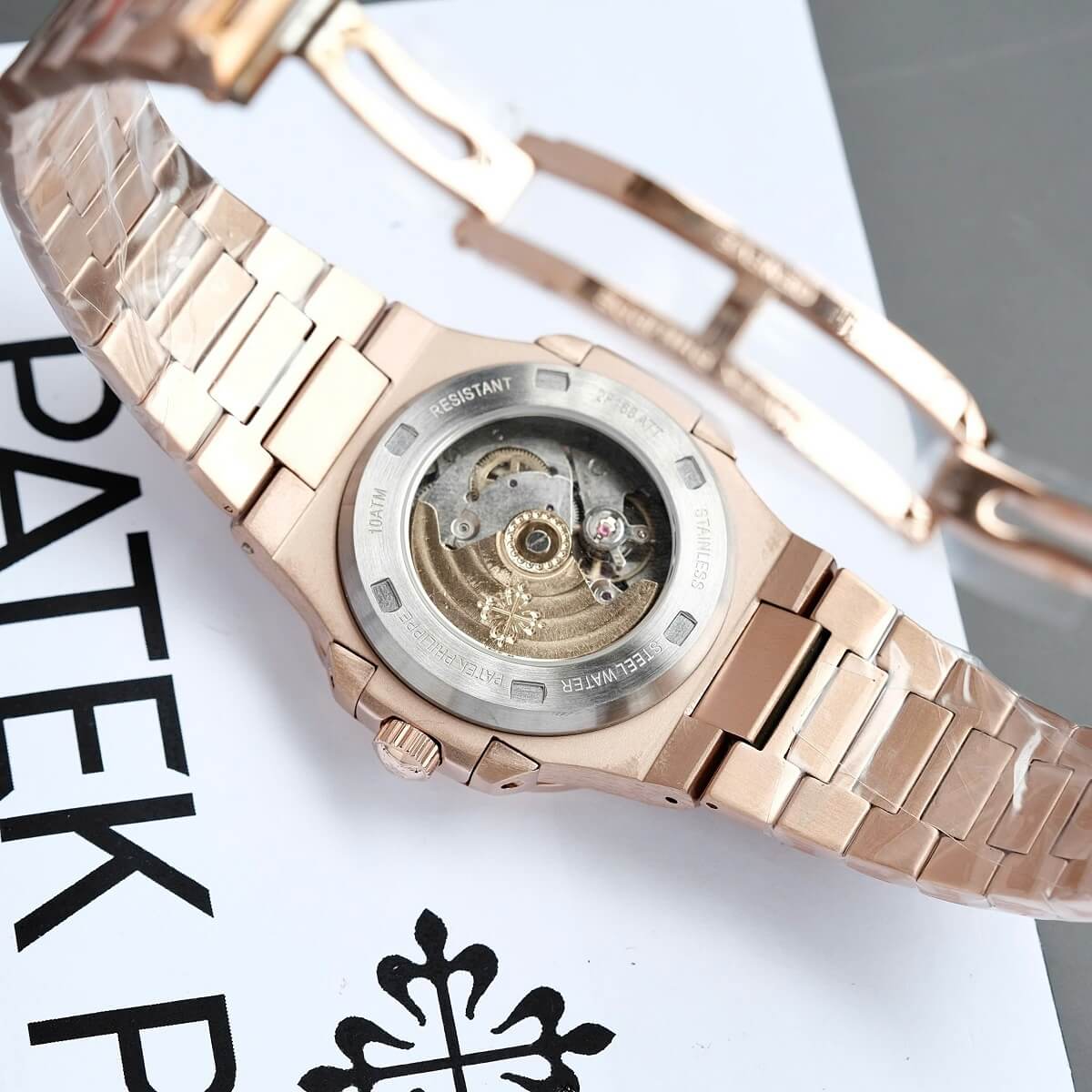 Đồng Hồ Nam Patek Philippe Nautilus 5711 Máy Tự Động Dây Rose Mặt Nâu Size 40mm