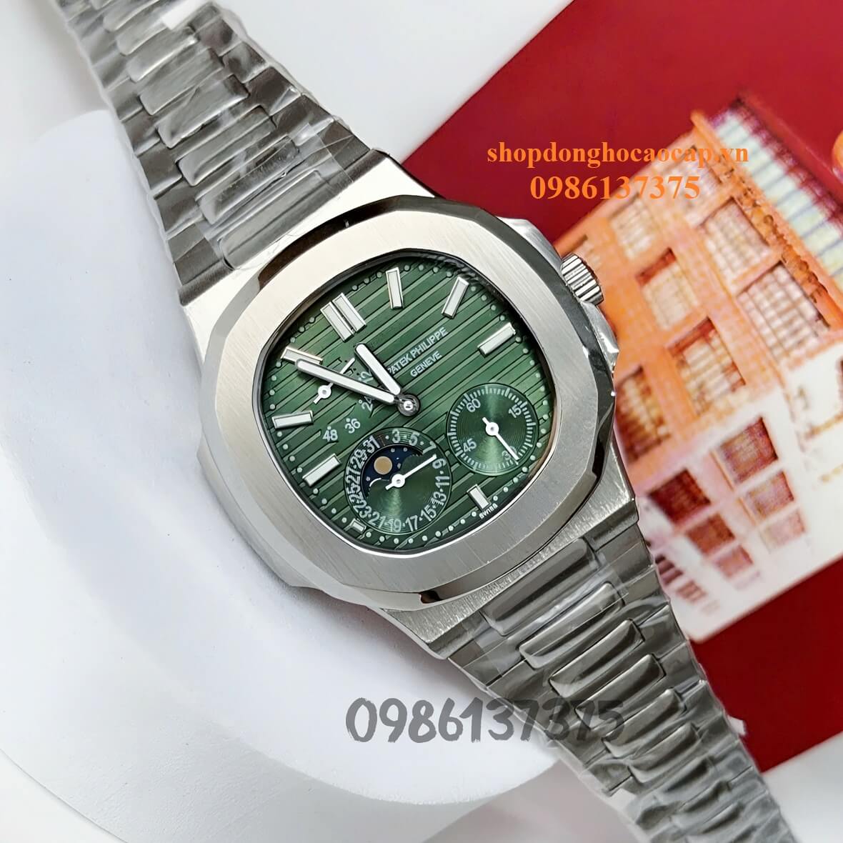 Đồng Hồ Nam Patek Philippe Nautilus 5712 Tự Động Mặt Xanh Rêu Kim Loại Inox Size 40mm