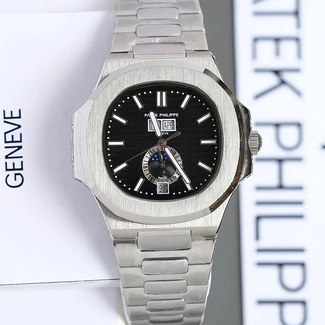Đồng Hồ Nam Patek Philippe Nautilus 5726 Máy Tự Động Dây Silver Mặt Đen Size 40mm