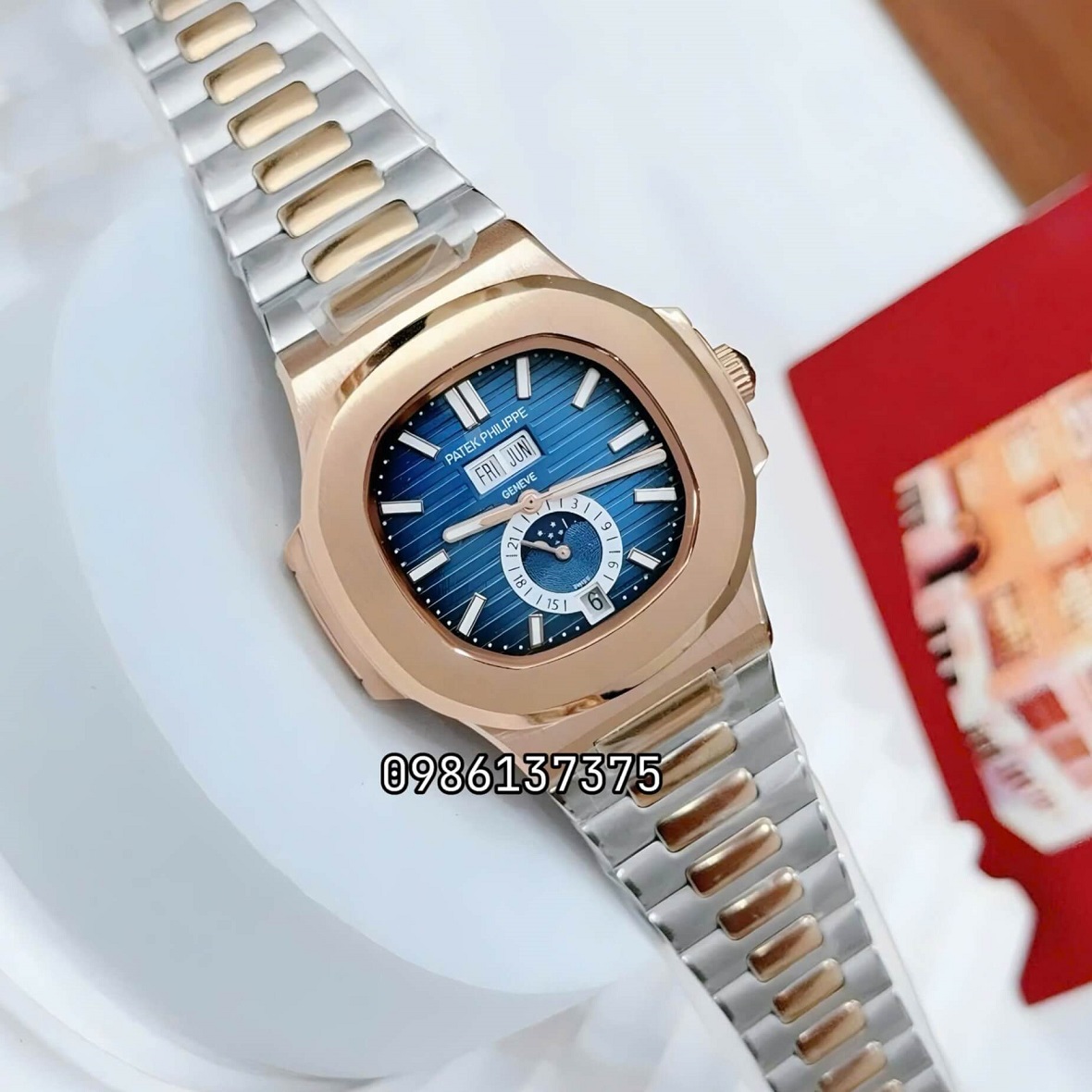 Đồng Hồ Nam Patek Philippe Nautilus 5726 Tự Động Mặt Xanh Kim Loại Demi Vàng Hồng Size 40mm