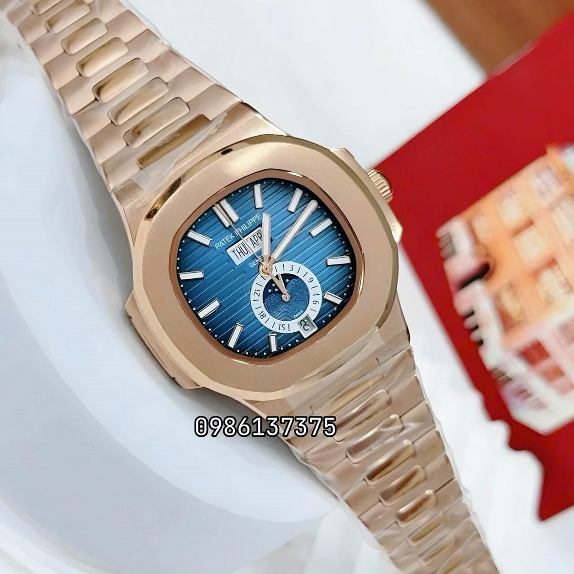 Đồng Hồ Nam Patek Philippe Nautilus 5726 Tự Động Mặt Xanh Kim Loại Demi Vàng Hồng Size 40mm