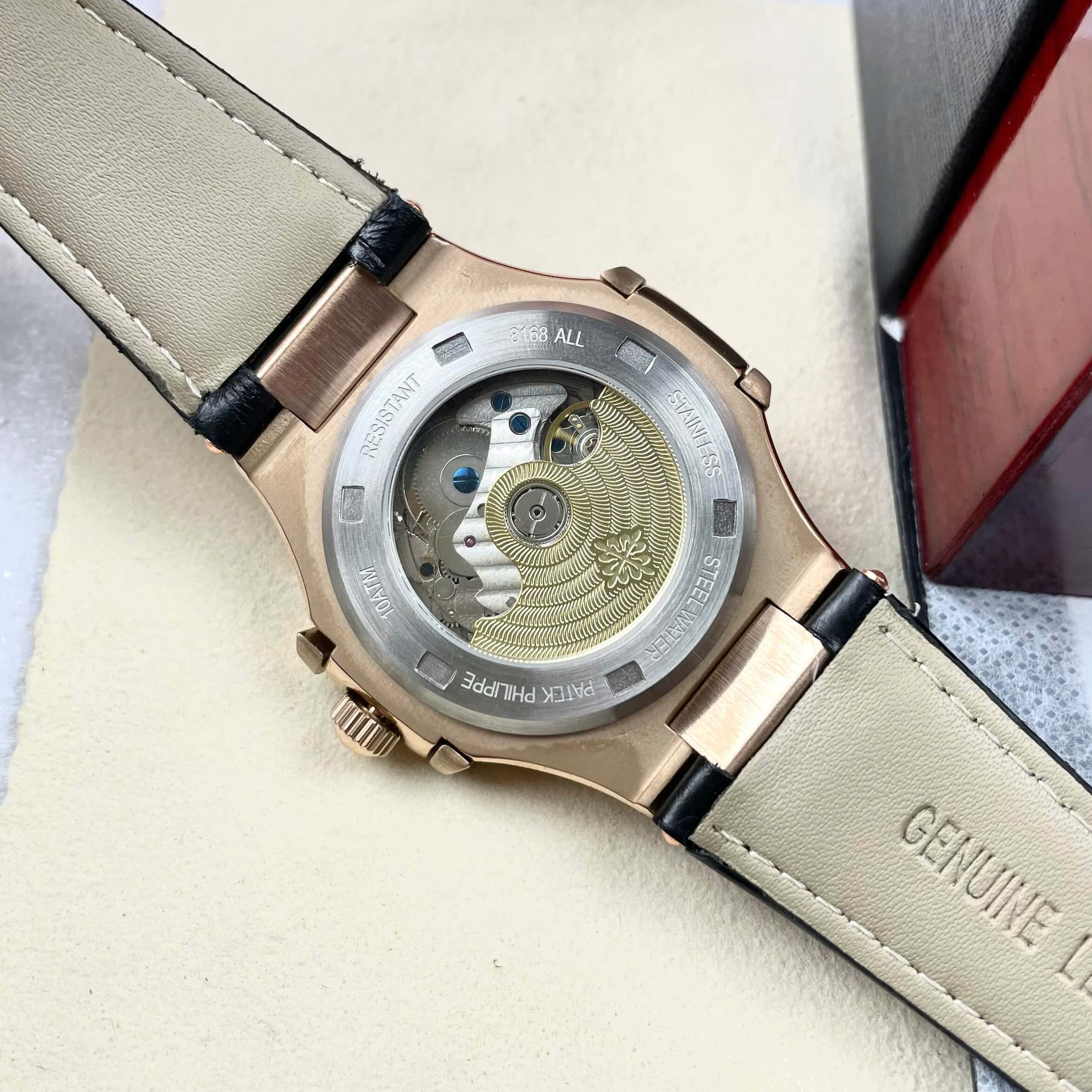 Đồng Hồ Nam Patek Philippe Nautilus Tự Động Dây Da Đen Mặt Đen Đính Đá Rose Size 40mm